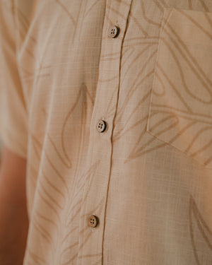 Pop-Up Mākeke - Aloha Ke Akua Clothing - Launui Button Down Aloha Shirt - Buttons Close Up