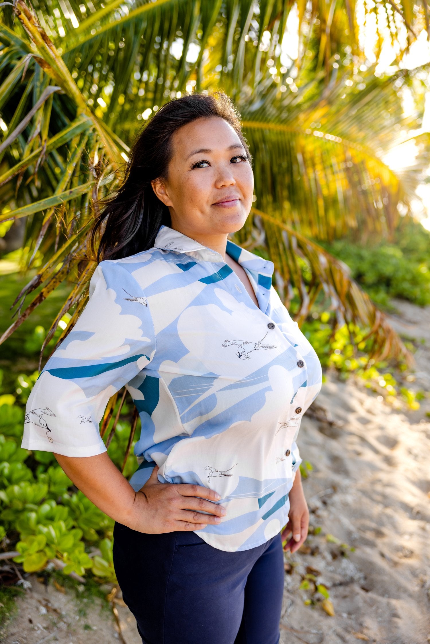 Pop-Up Mākeke - David Shepard Hawaii - Soaring Koa'Kea Women's Half Sleeve Aloha Shirt - Side View