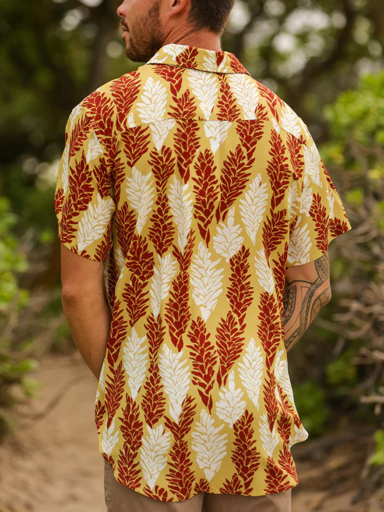 Pop-Up Mākeke - Lexbreezy Hawai'i - Awapuhi Men’s Aloha Shirt - Gold & Red - Back View