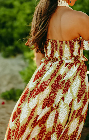 Pop-Up Mākeke - Lexbreezy Hawai'i - Muumuu Off-Shoulder Dress - Back View