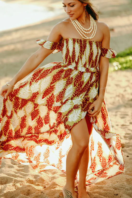 Pop-Up Mākeke - Lexbreezy Hawai&#39;i - Muumuu Off-Shoulder Dress - Front View