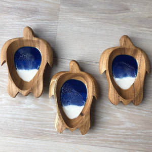 Pop-Up Mākeke - Marr Artworks - Turtle Resin Wood Bowl - Blue - Multiple