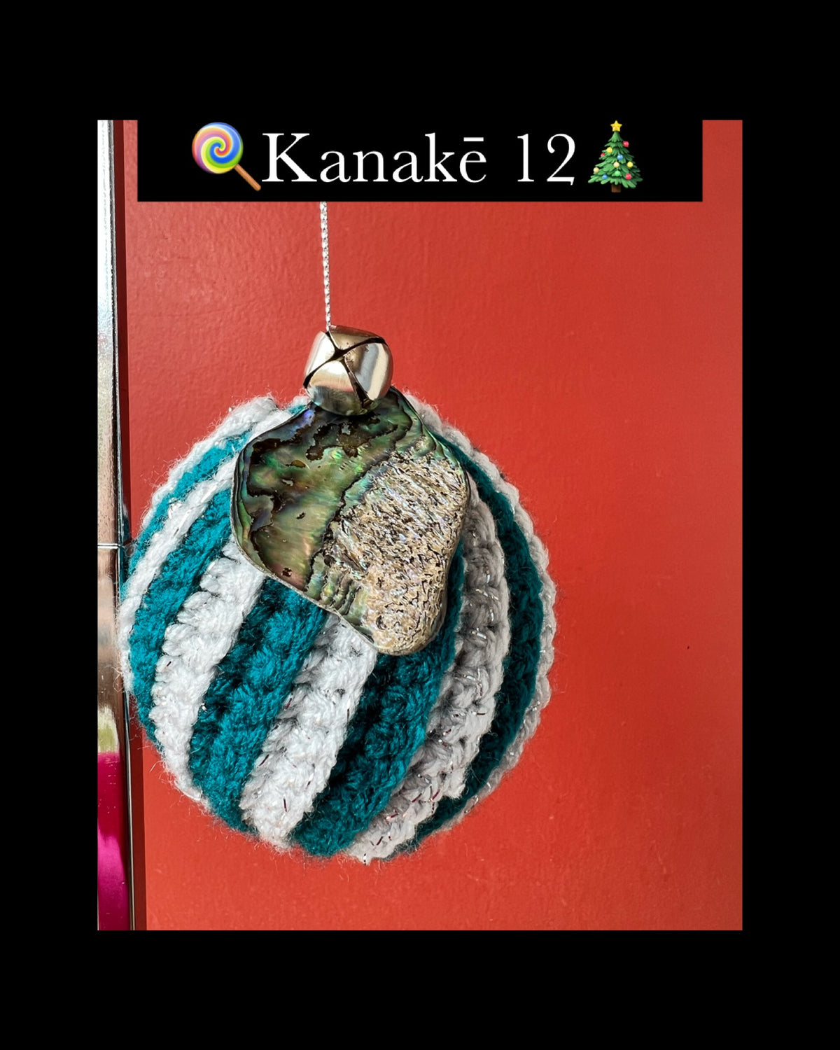 Pop-Up Mākeke - Pawehi Creations - Christmas Bauble Candy Swirl Ornament - Style #12