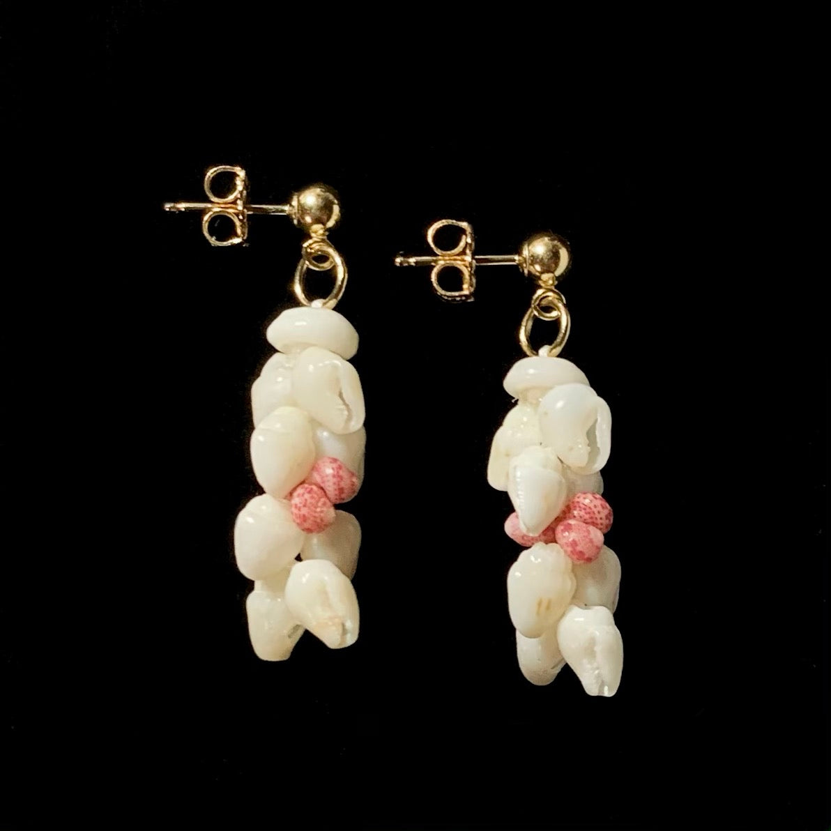1-inch Kipona Style Ni’ihau Shell Earrings - ‘Akala Pua