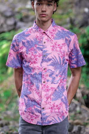 Pop-Up Mākeke - David Shepard Hawaii - Hāpuʻu 'Ilima Mauka to Makai Coral Men's Aloha Shirt - Close Up