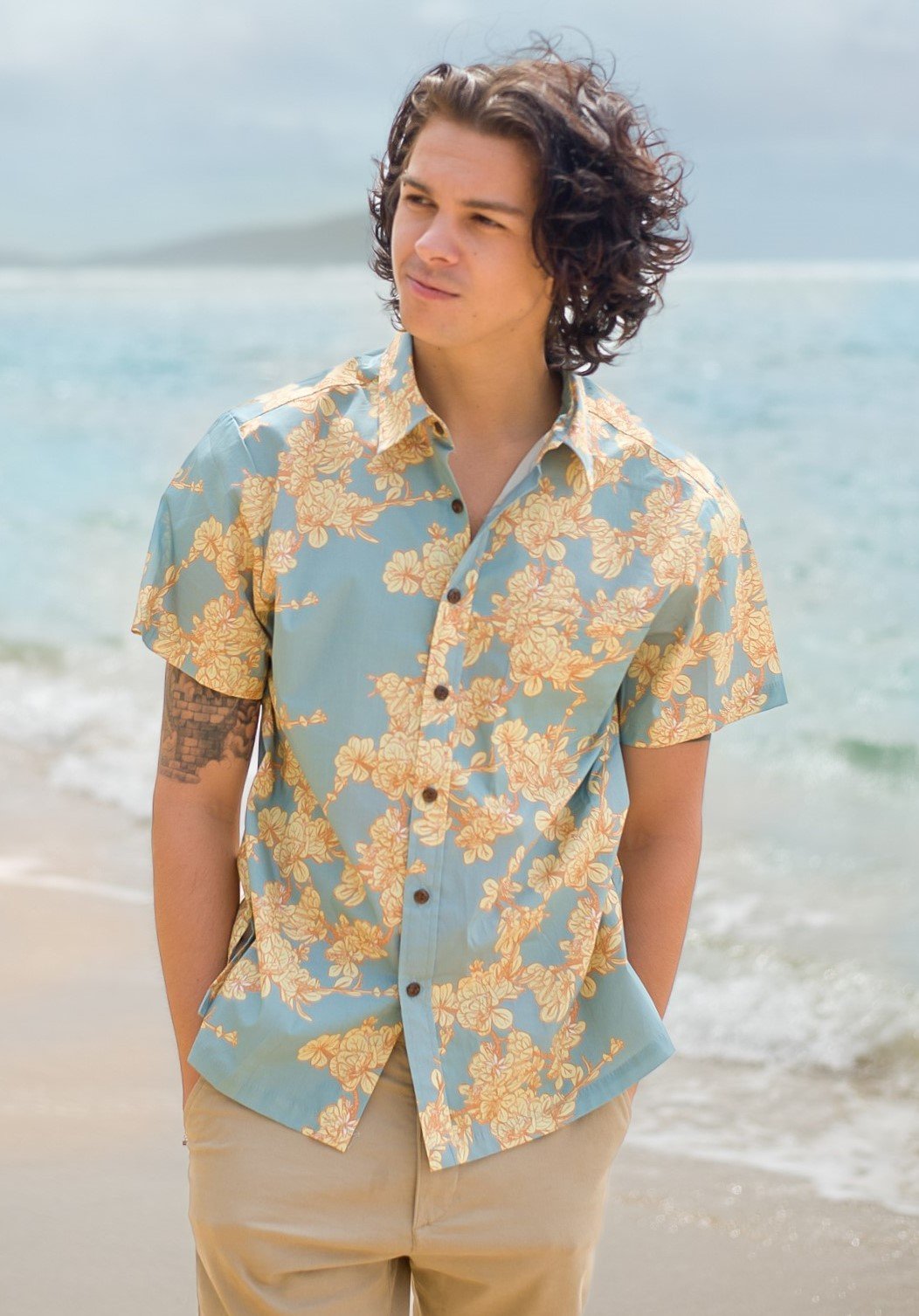 Pop-Up Mākeke - David Shepard Hawaii - Naupaka Sky Men&#39;s Aloha Shirt