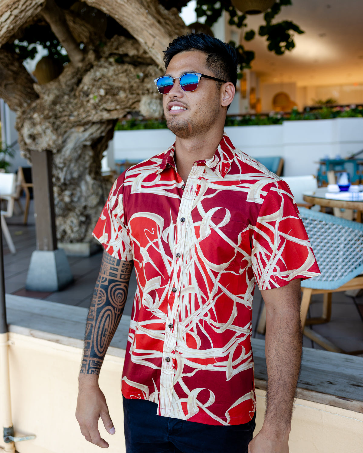 Pop-Up Mākeke - David Shepard Hawaii - Men&#39;s Red Lauhala Aloha Shirt