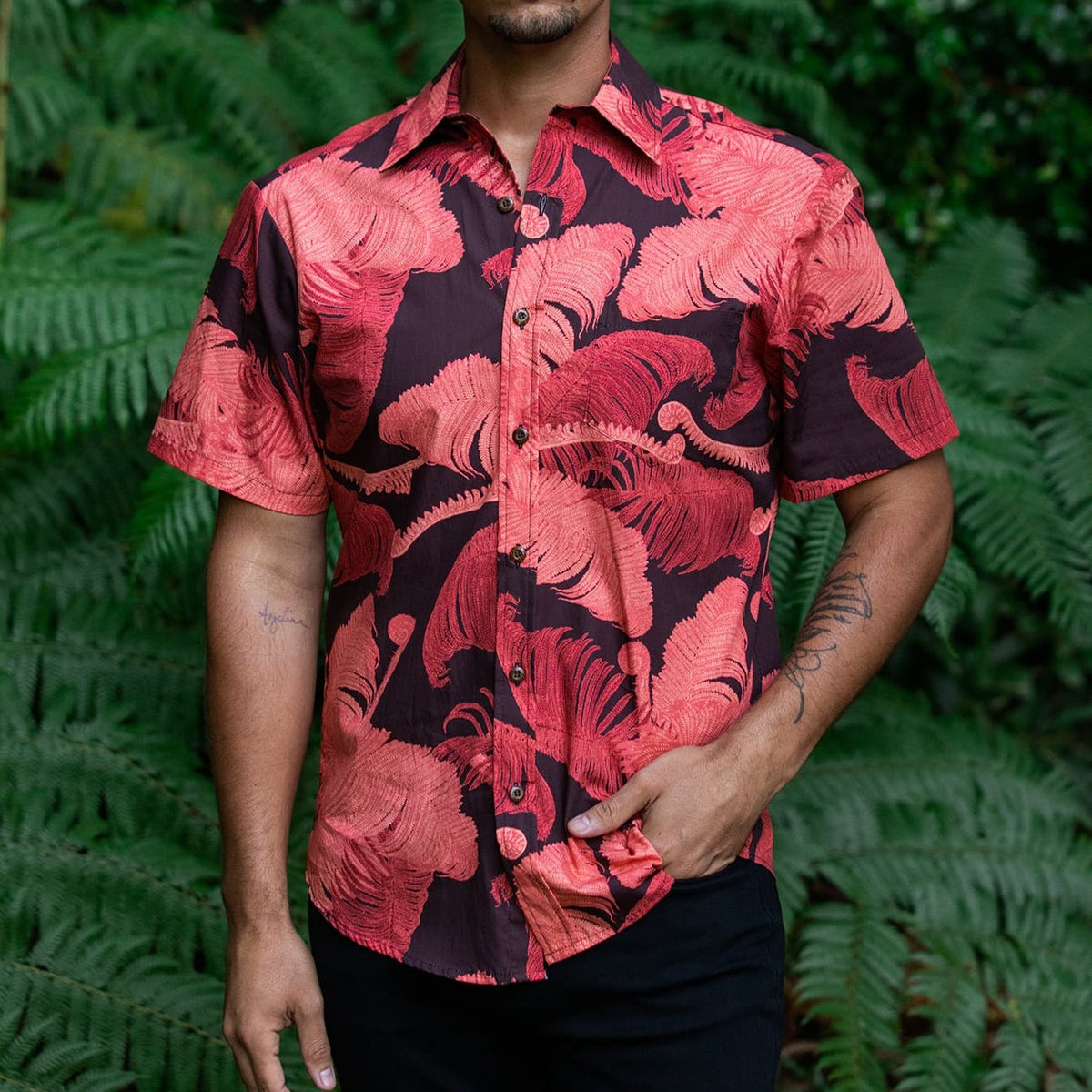 Pop-Up Mākeke - David Shepard Hawaii - ʻAmaʻu Fern Kīlauea Red Men&#39;s Aloha Shirt