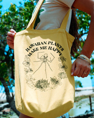 Pop-Up Mākeke - Lauilma Hawaii - Hawaiian Plants Make Me Happy Tote Bag - In Use