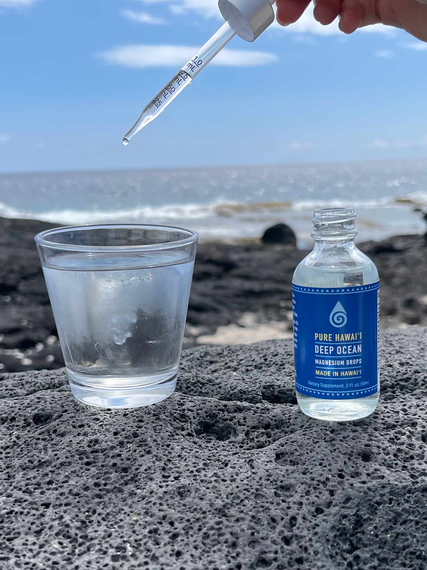 Pop-Up Mākeke - Sea Salts of Hawaii - Deep Ocean Magnesium Mineral Water Drops - In Use