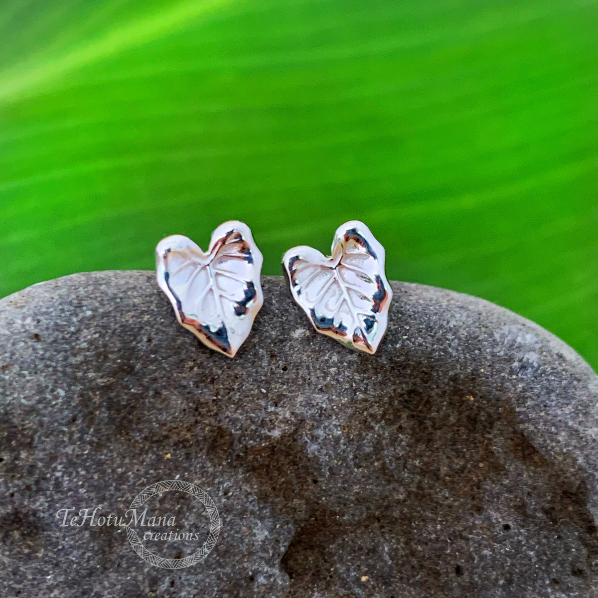 Pop-Up Mākeke - Te Hotu Mana Creations - Kalo Leaf Sterling Silver Stud Earrings