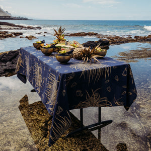 Table Setting w/ Napkins (Metallic Gold Hala O Kona on Dark Navy Blue)